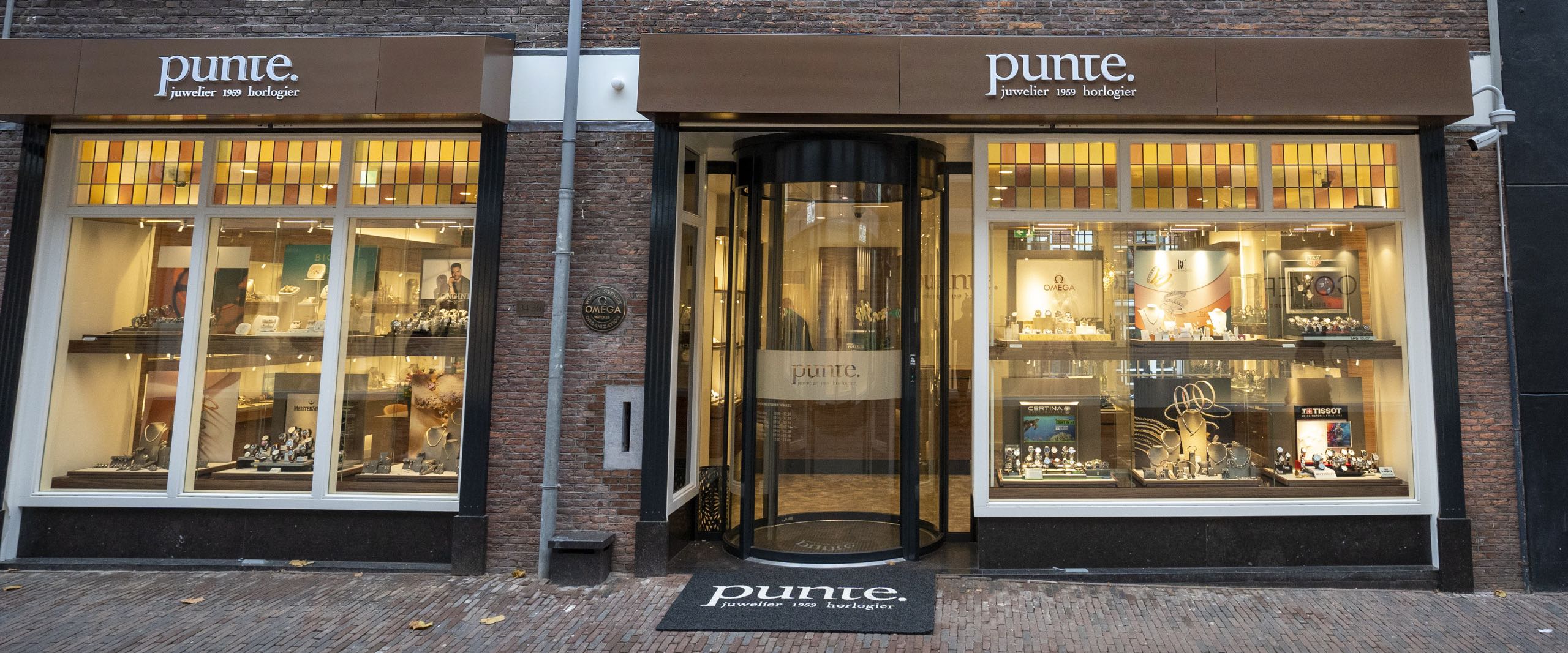 Juwelier Punte in Utrecht. Fotografie door Thijs Rooimans